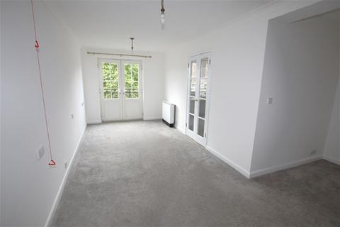 1 bedroom flat for sale, Station Road, Clacton on Sea