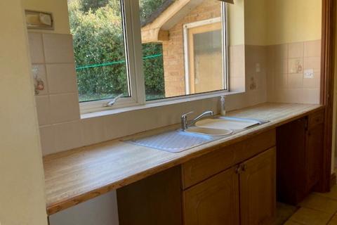 4 bedroom detached bungalow to rent, Station Road, Waddington, Lincoln