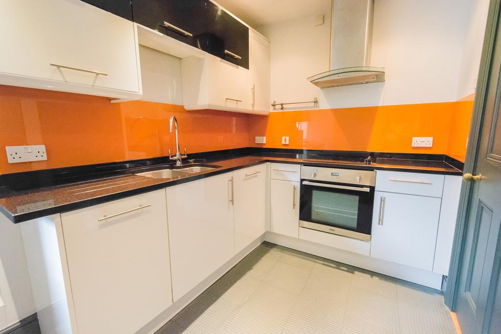 15 Manvers St - Flat 3 -10