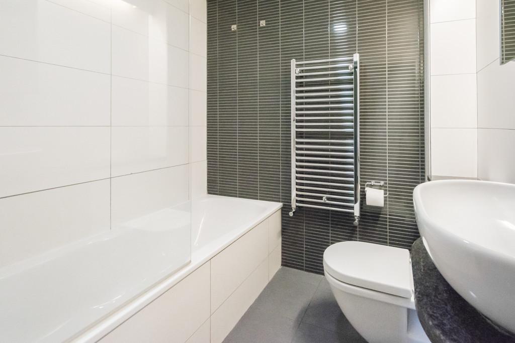 15 Manvers St - Flat 3 -8