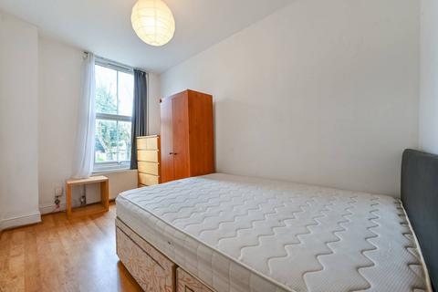 2 bedroom flat for sale, Cardwell Road, Tufnell Park, London, N7