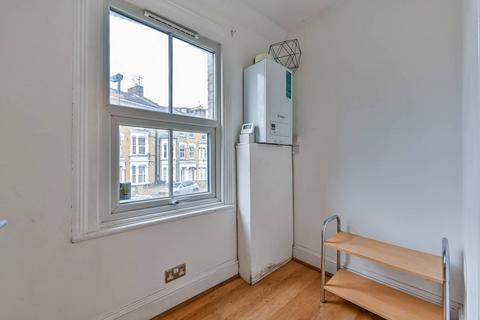 2 bedroom flat for sale, Cardwell Road, Tufnell Park, London, N7