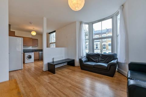 2 bedroom flat for sale, Cardwell Road, Tufnell Park, London, N7