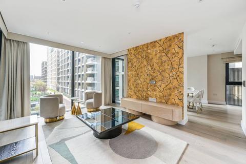 2 bedroom flat for sale, Amberley House, Battersea, London, SW11