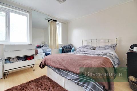 127 Howard Close, Waltham Abbey, EN9 1XD