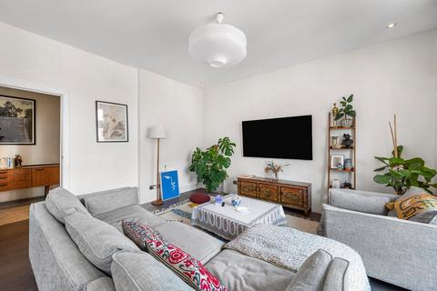 4 bedroom flat for sale, Gordon Mansions, Torrington Place, London