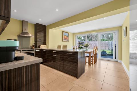 1a Brenchley Close, Chislehurst, BR7 5NQ