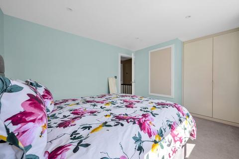 1a Brenchley Close, Chislehurst, BR7 5NQ