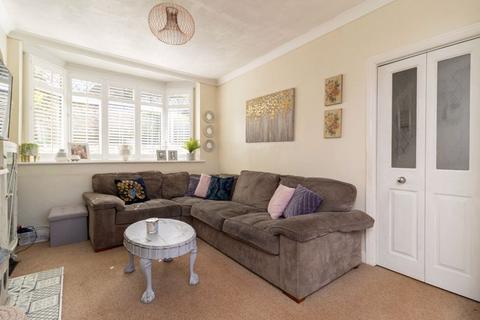 78 Tillingdown Hill, Caterham, CR3 6QL