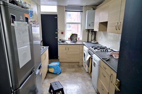 8 bedroom terraced house for sale, Brudenell Avenue, Leeds