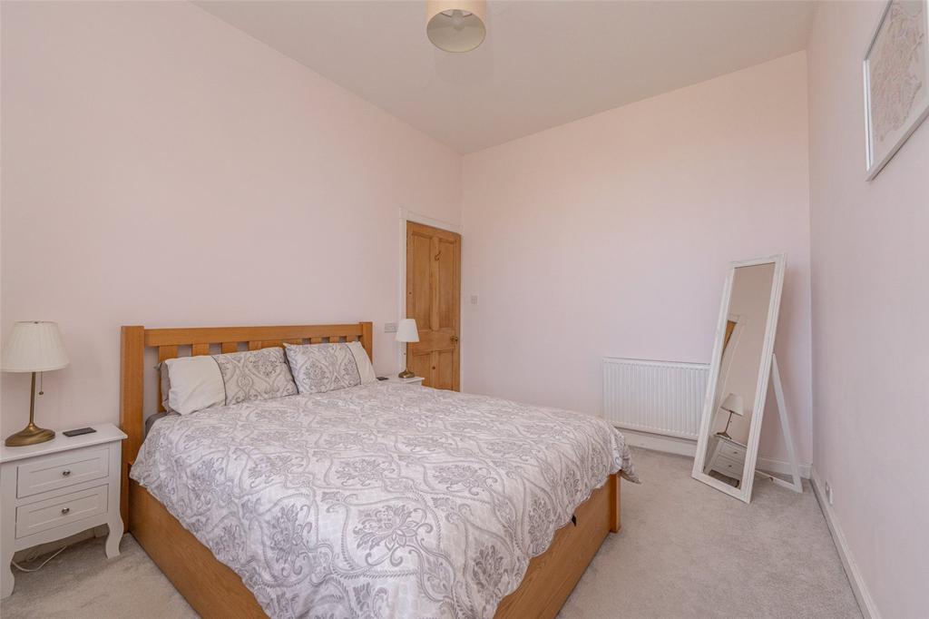 Bedroom 1 Alt