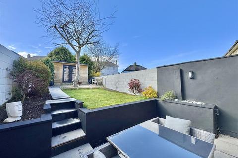56 Trelander North, Truro, TR1 1PR