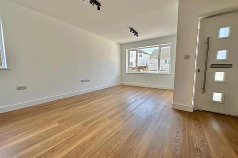 9 Lower Redannick, Truro, TR1 2JW
