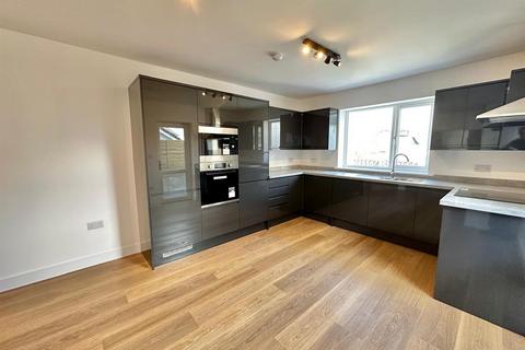 9 Lower Redannick, Truro, TR1 2JW