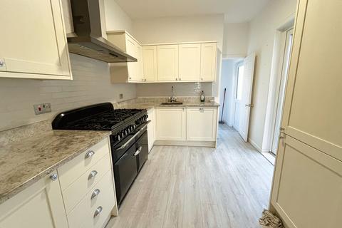 undefined, 7 High Street, Cowbridge, The Vale of Glamorgan CF71 7AD