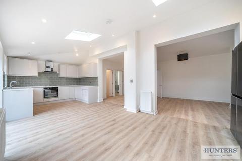 11 First Avenue, Bexleyheath, DA7 5SS