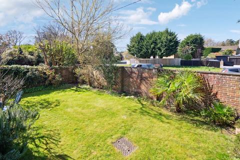 4 bedroom house for sale, One Pin Lane, Farnham Common