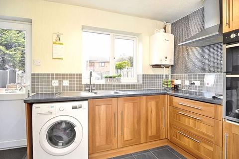 6 Lindrick Close, Walsall, WS3 3UW