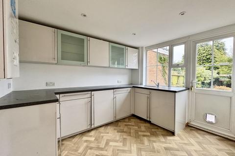 11 Rushmoor Close, Sutton Coldfield, B74 2PW