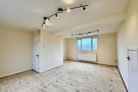 11 Rushmoor Close, Sutton Coldfield, B74 2PW