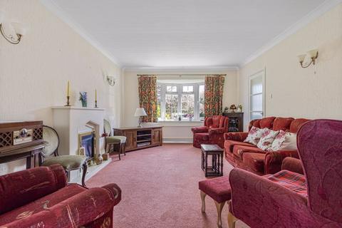 3 bedroom terraced house for sale, The Paddocks, Bookham
