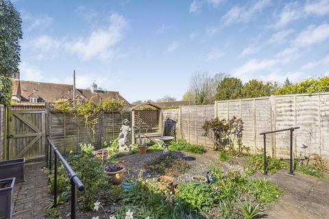 3 bedroom terraced house for sale, The Paddocks, Bookham