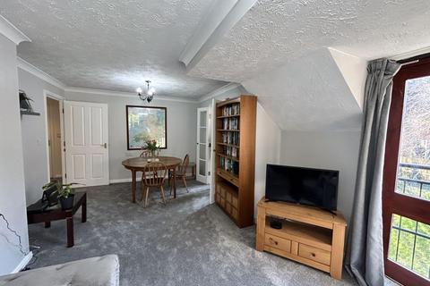 2 bedroom retirement property for sale, Coed Pella Road, Colwyn Bay