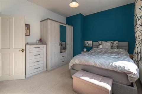 27 John Street, Greetland, Halifax, HX4 8AR
