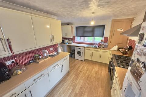 undefined, Manor Crescent, Newport