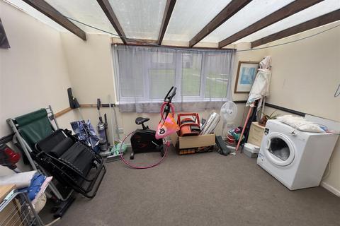 undefined, Manor Crescent, Newport