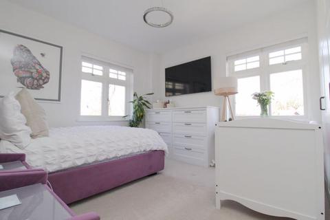 1 bedroom apartment for sale, Kestrel Close, Brentwood CM15