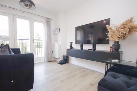 1 bedroom apartment for sale, Kestrel Close, Brentwood CM15