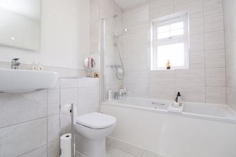 1 bedroom apartment for sale, Kestrel Close, Brentwood CM15