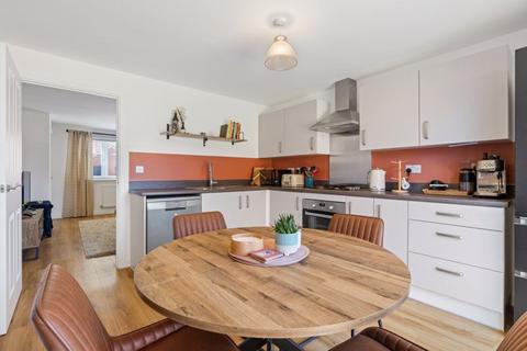 2 bedroom semi-detached house for sale, Gobey Drive, Chichester