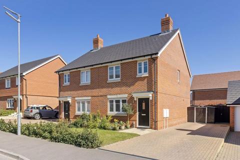 2 bedroom semi-detached house for sale, Gobey Drive, Chichester