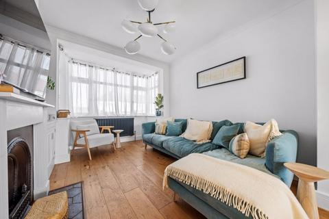 109 Clarkes Avenue, Worcester Park, KT4 8QB