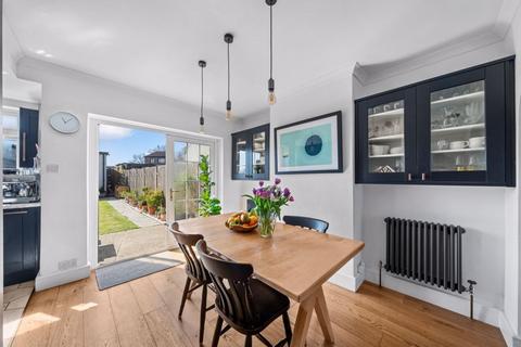 109 Clarkes Avenue, Worcester Park, KT4 8QB