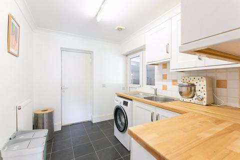3 Deepdene Avenue, Croydon, CR0 5JP