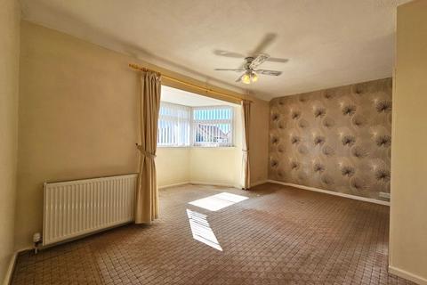 79 Beechcroft Road, Longlevens, Gloucester, GL2 9HE