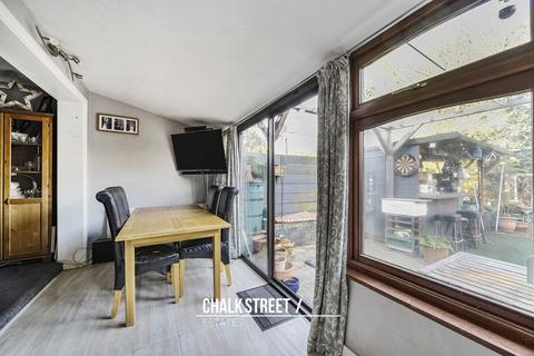 7 Northdown Road, Hornchurch, RM11 1NF