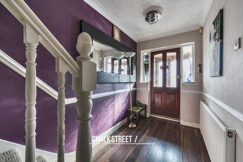 7 Northdown Road, Hornchurch, RM11 1NF