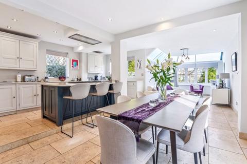 7 Onslow Way, Thames Ditton, KT7 0JQ