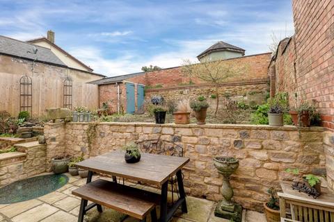 3 bedroom cottage for sale, Long Lane, Billesdon