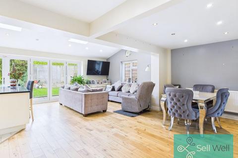 5 bedroom detached house for sale, Eden Vale, Manchester M28