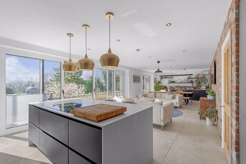 5 bedroom character property for sale, The Spinney, Leeds LS19