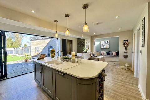 3 bedroom detached house for sale, Tressall Road, Coalville LE67