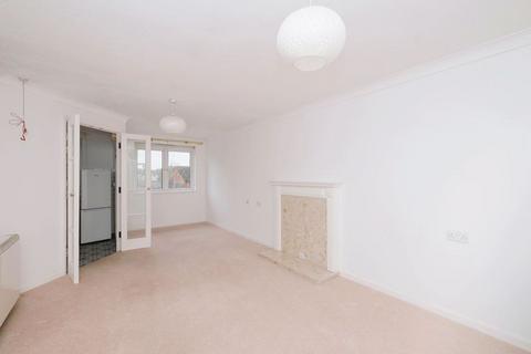 1 bedroom retirement property for sale, 33 Upper Gordon Road, Camberley GU15