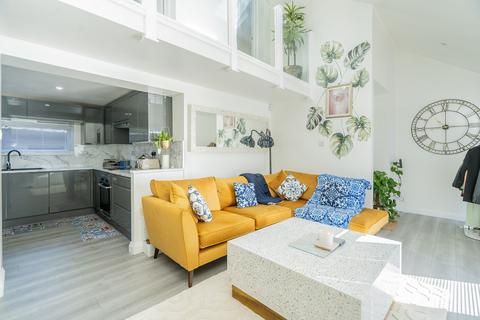 2 bedroom semi-detached house for sale, Newport Road, Woolstone Milton Keynes, MK15