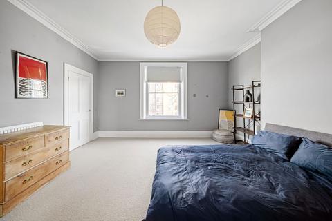 Flat 3, 18 Southend Crescent, London, SE9 2SB