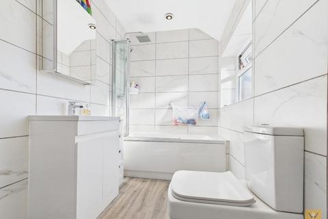 4 bedroom detached house for sale, Bramhall, Stockport SK7